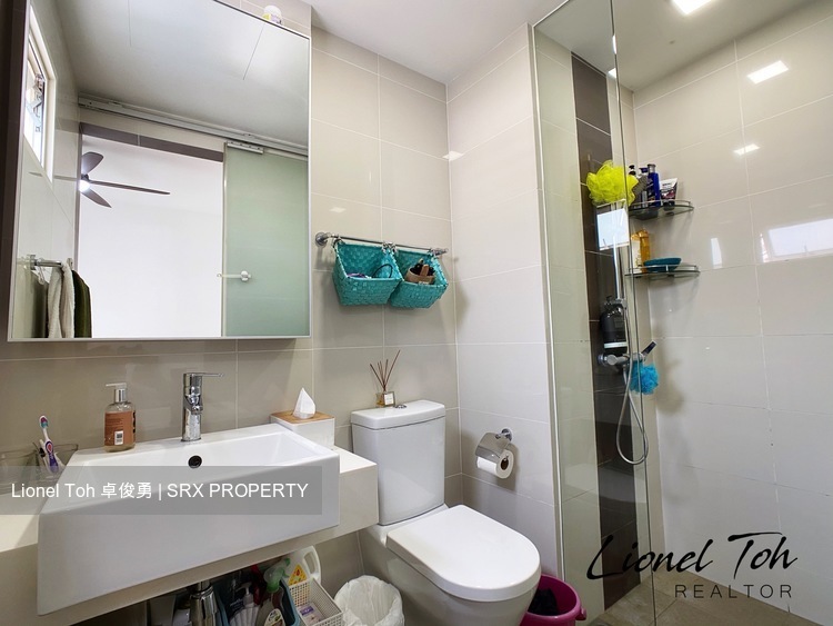 Watercolours (D18), Condominium #225834821